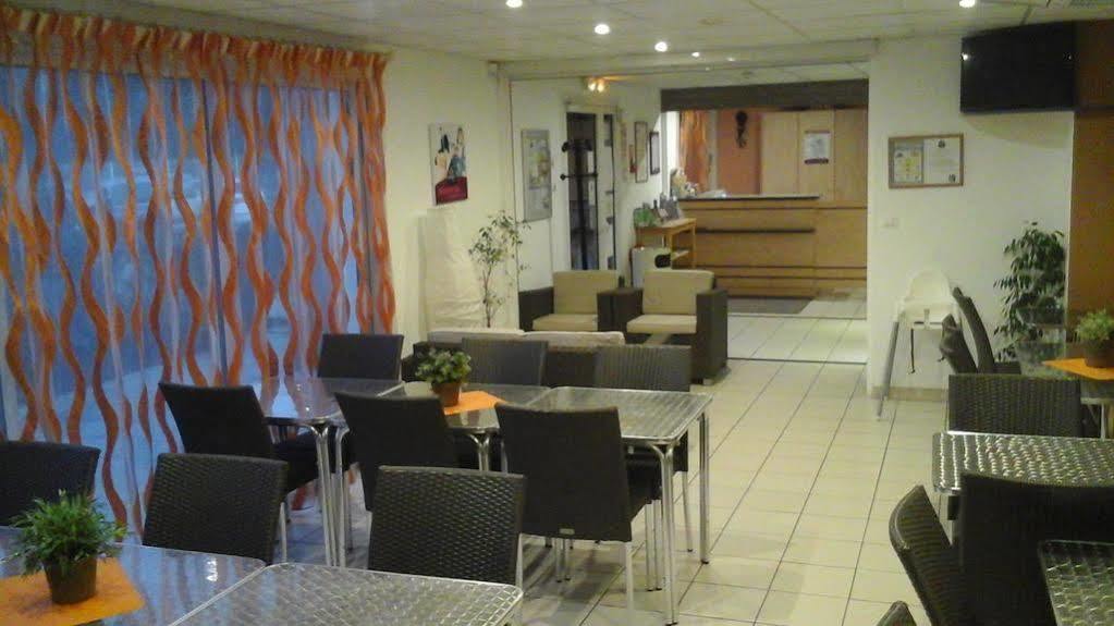 Hotel Akena Chateaurenard - Parc Des Expositions Avignon Bagian luar foto
