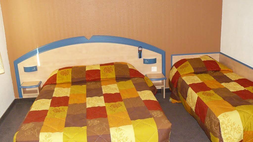 Hotel Akena Chateaurenard - Parc Des Expositions Avignon Bagian luar foto
